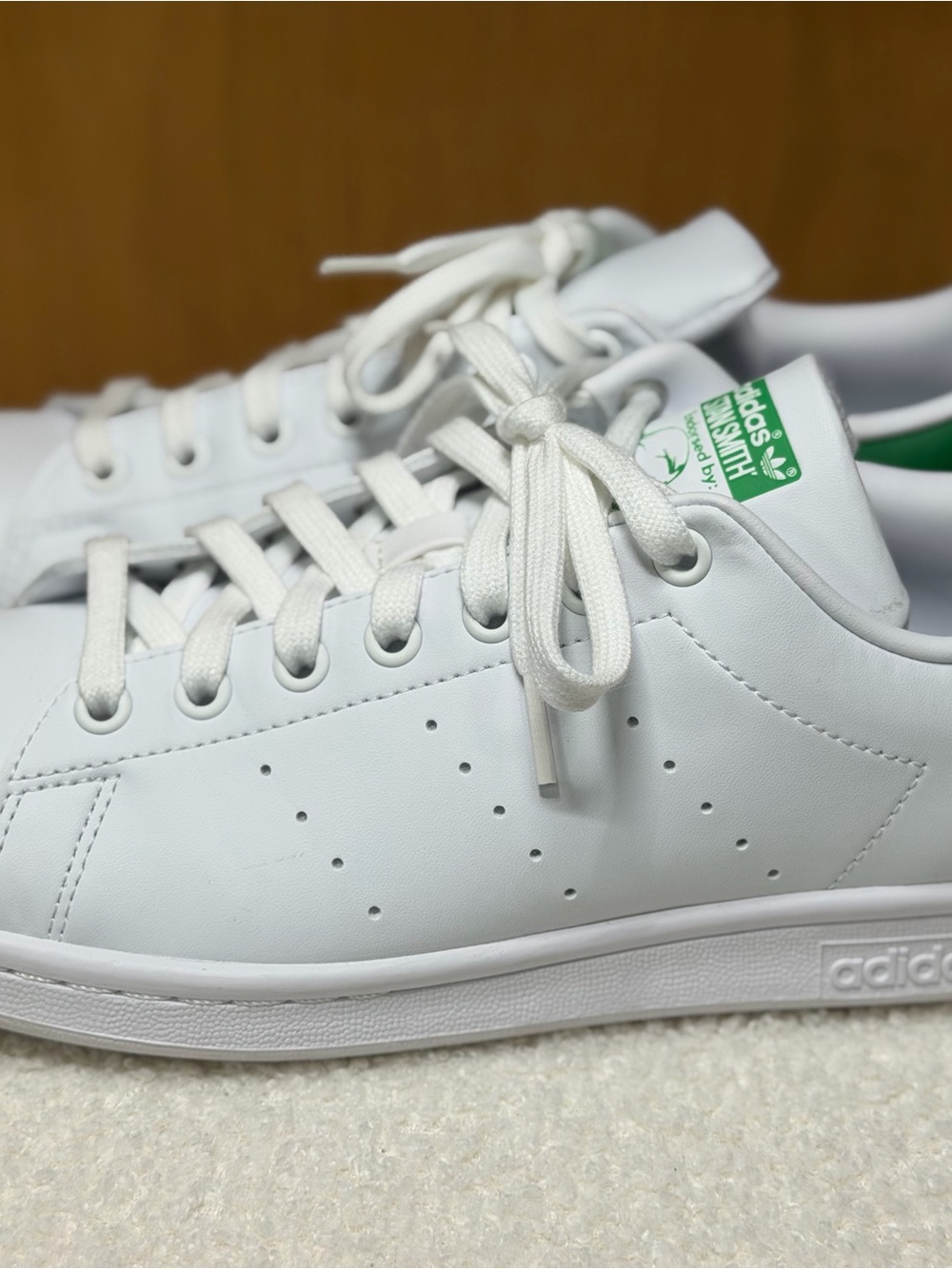 adidas White Sneakers with Green Heel Tab - Stan Smith Style 10 - Picture 3 of 8